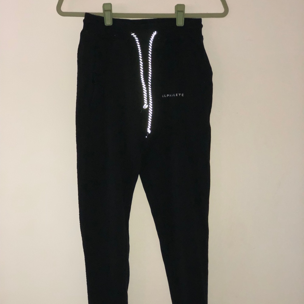 Alphalete premium joggers